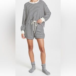 The Great cut off sweatshirt and bloomer shorts set. Never worn!